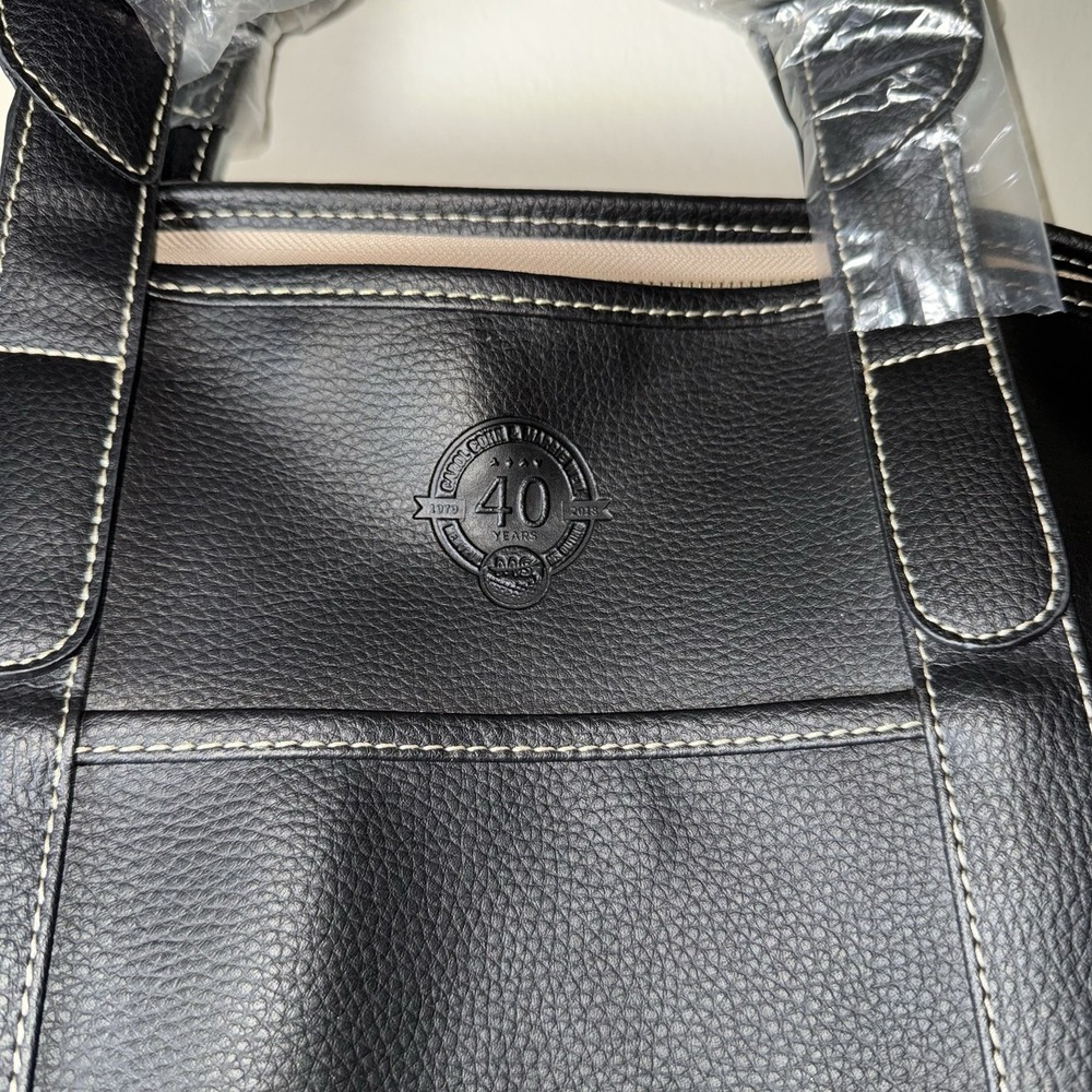 Barrington Black Leather Duffel Bag – Limited Edition 40th Anniversary Bear - Picture 3 of 9